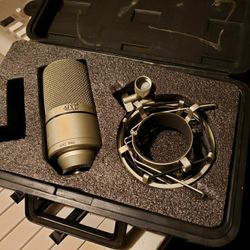 Microphones 🎤 🎤 🎤 🎤