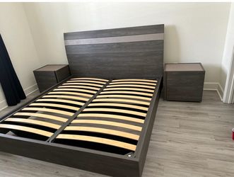 SCAN DESIGN KING BEDROOM SET. KING BED, 2 NIGHTSTANDS, DRESSER. EXCELLENT CONDITION. TV NOT INCLUDED