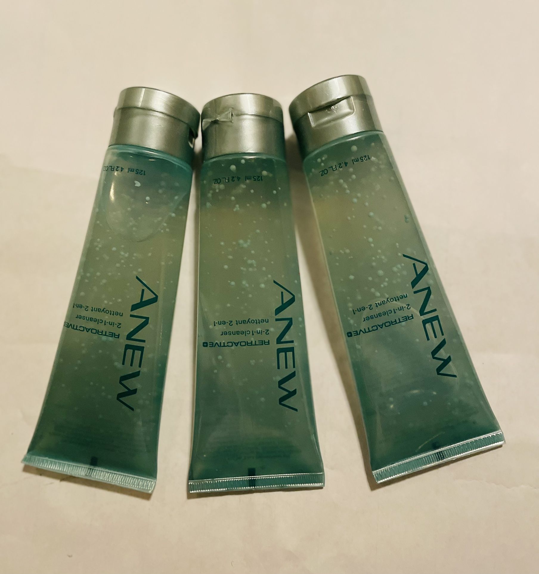 Avon Last 2 Avail * Avon Anew Retroactive + Plus 2-in-1 Cleanser 4. 2 oz New