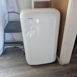 Toshiba Window AC Unit