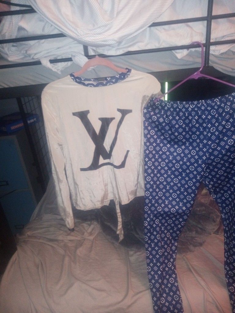 Lv Pants And Shirt 2x Slim Fit 