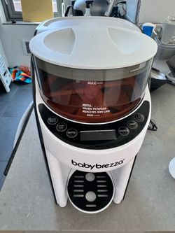 Baby Brezza Formula Pro Advance Baby Formula Dispenser