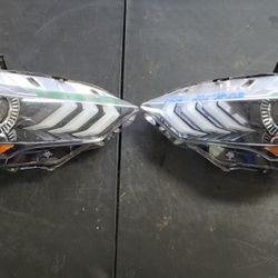 Ford Mustang Headlight Driver Left Passenger Right Side 2018 2019 2020 2021 2022 Part $250 Each