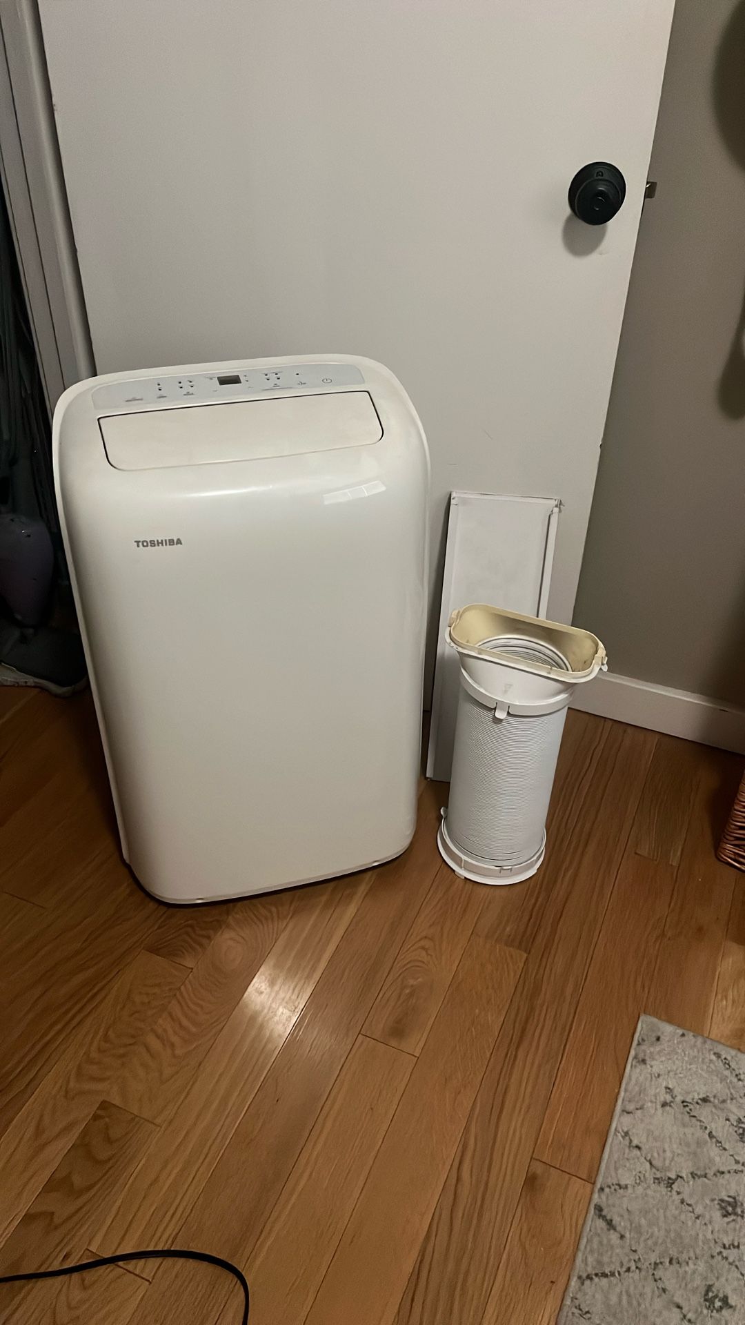 Toshiba Air Conditioner & Dehumidifier Unit