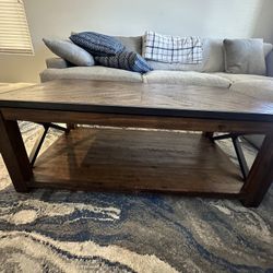 Coffee Table With Lift- OBO