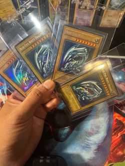 Yu-Gi-Oh original blue eyes white dragon Card