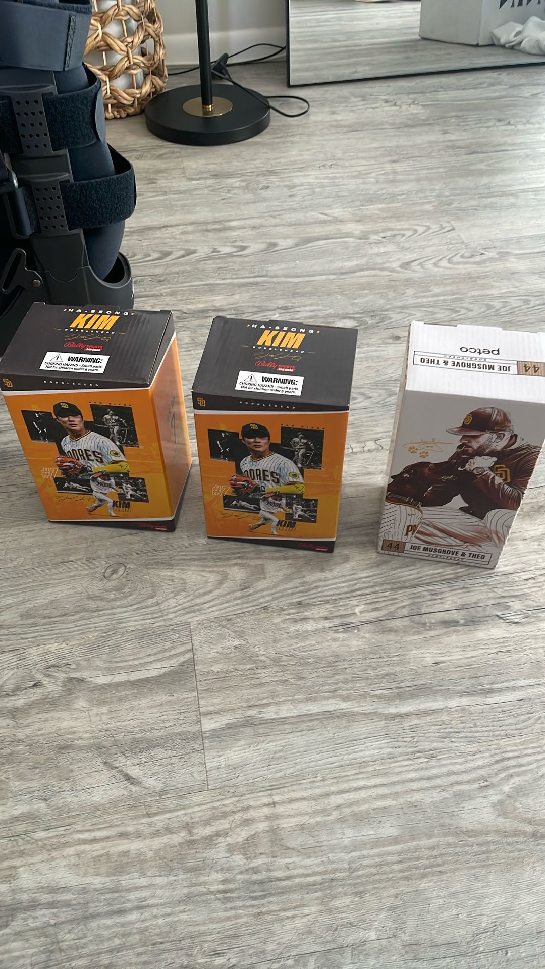 Padres Bobble heads HA-SEONG KIM And JOE MUSGROVE  & THEO