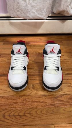 Air jordan 4 retro white/fire red size 6.5