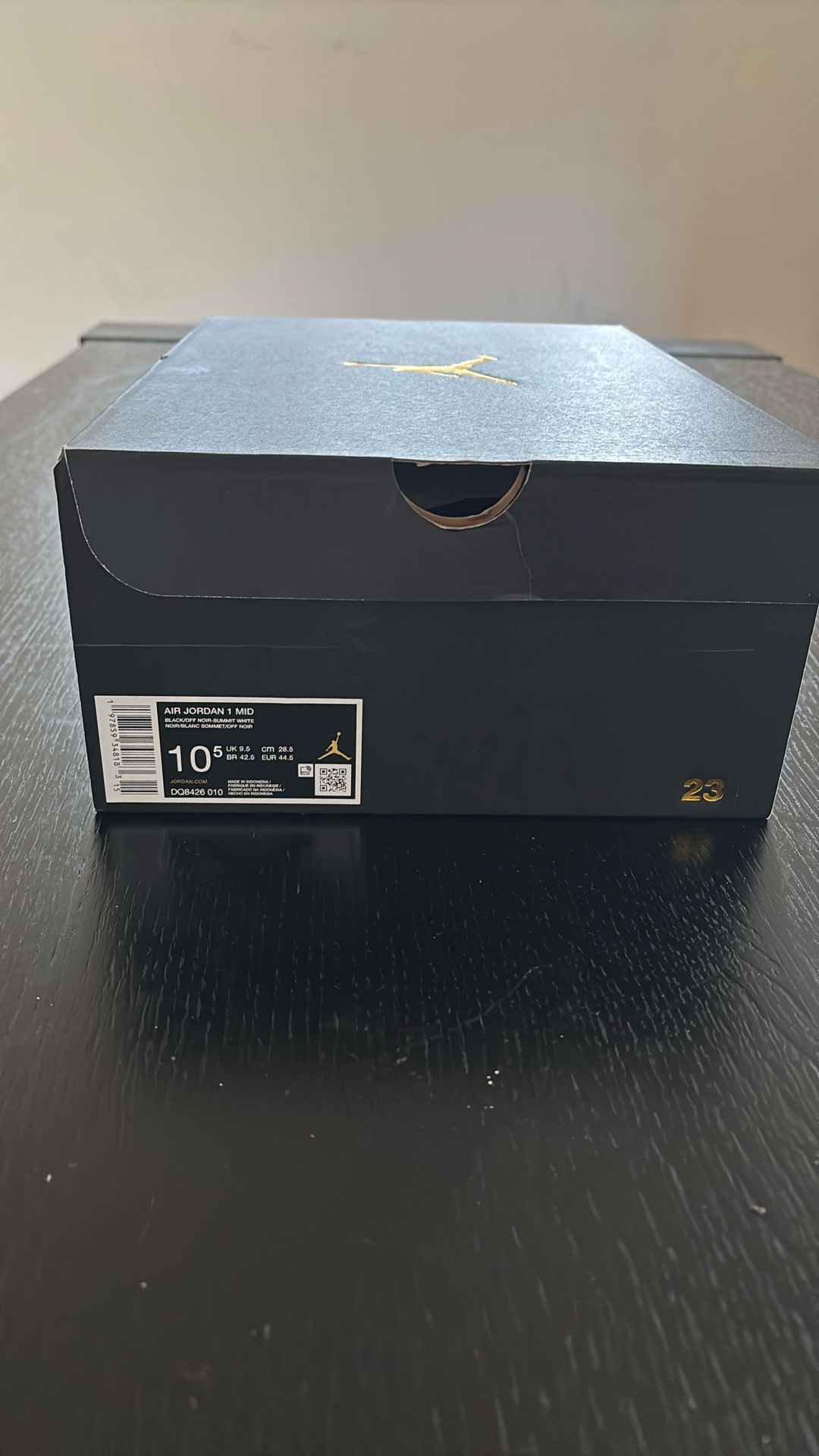 Air Jordan 1 Mid 10.5 