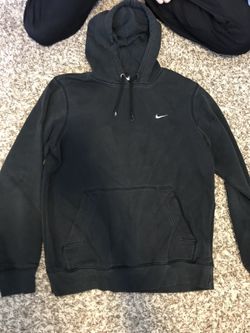 Black nike hoodie size medium