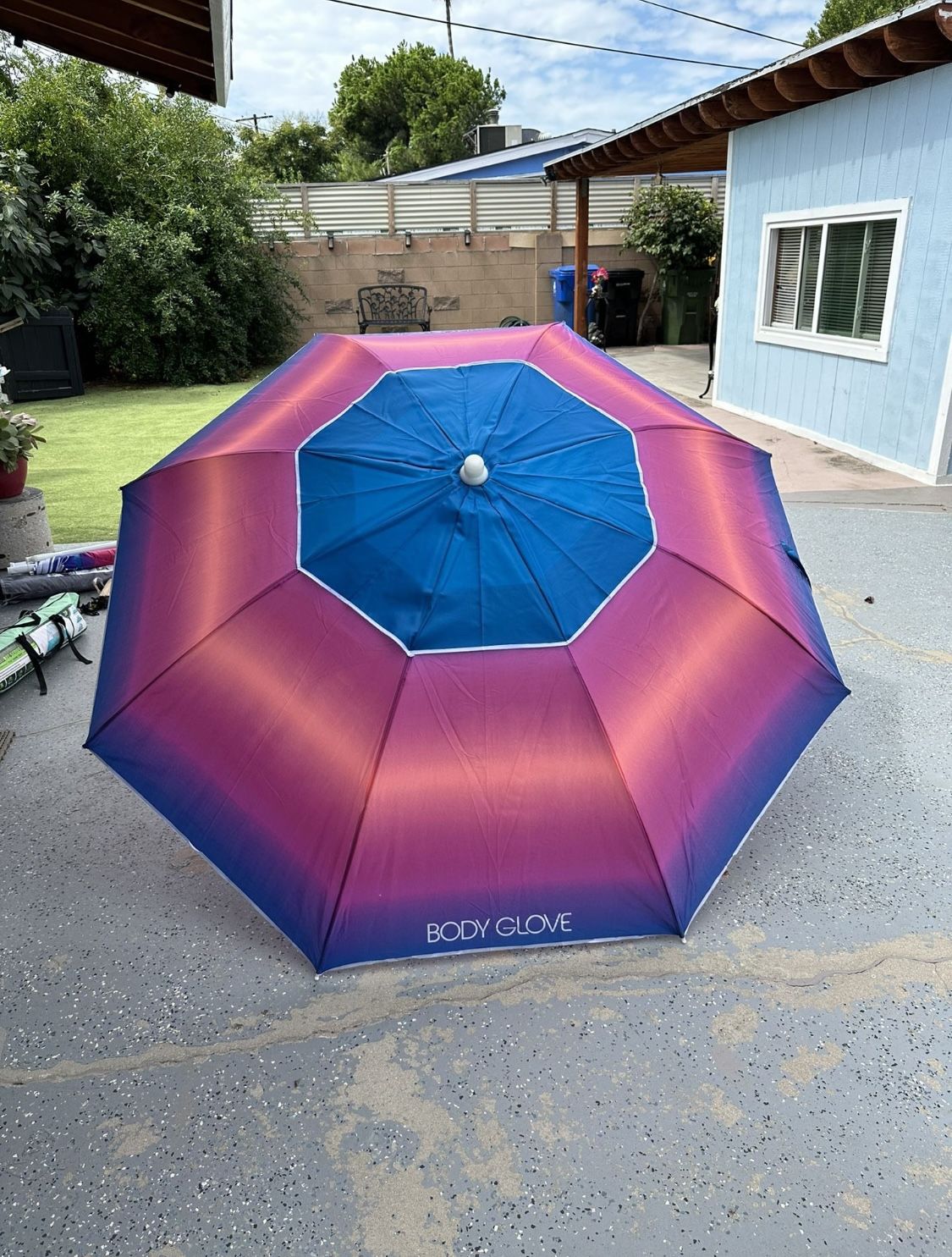 Body Glove Beach Umbrella - 7 Ft Heavy Duty Portable Beach Umbrellas for Sand & Sun