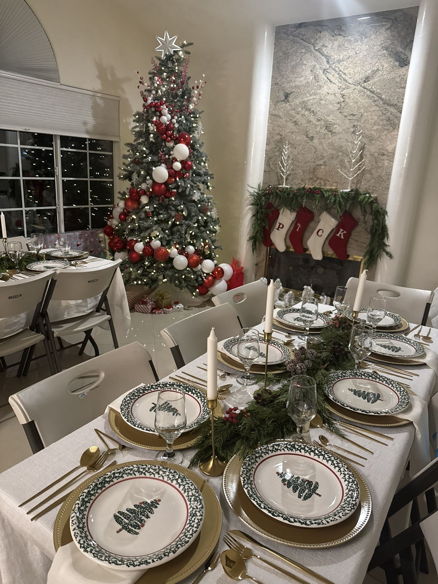 Christmas Dinner Plates