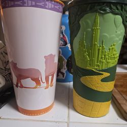 Wicked 2 Gripper/ Lion King cup