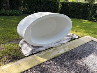 Aubry Free Standing Tub