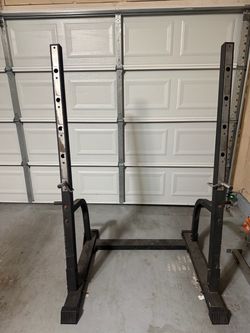 Squat rack weightlifting