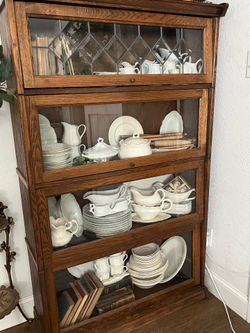 Beautiful oak barrister bookcase hutch
