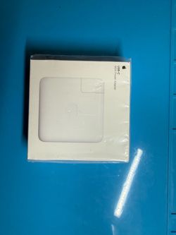 Brand new Genuine OEM Apple 96w TYPE-C power adapter