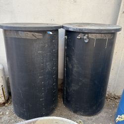 Pair Of Large 100 Gallon Water Reservoir With Lid $40 Each