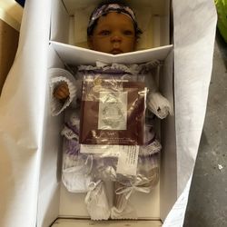 Ashton -drake Galleries Leah So Truly Real Baby Doll