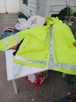 Rain Coat Size L