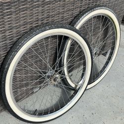 Vintage Schwinn, 26” S-2, Beach Cruiser, Klunker, Adult Size, Good Balloon Tires, Stamped S2, Spin Straight, Some Peppering,  Located In LaHabra 