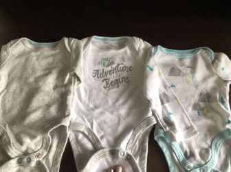 Brand new set of 3 onesies for newborns