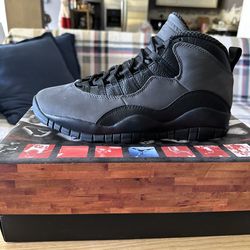 JORDAN 10 SHADOW / SZ 10 / NEW