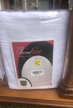 Twin Mattress protector and twin thermal blanket
