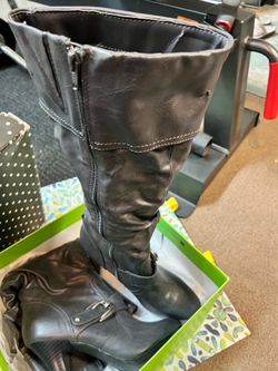 Kelly and Katie Boots