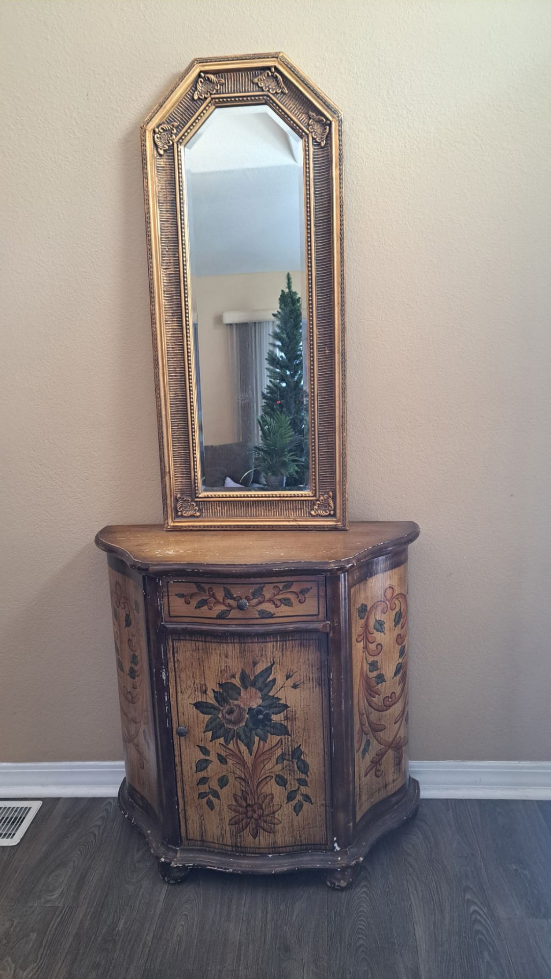 Vintage cabinet
