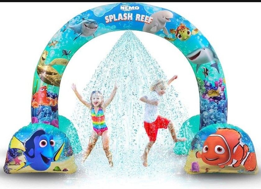 Inflatable Arch Sprinkler for Kids Fun Water Play During Summer For Whole Family - Finding Nemo