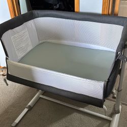 Ronbei Bassinet 