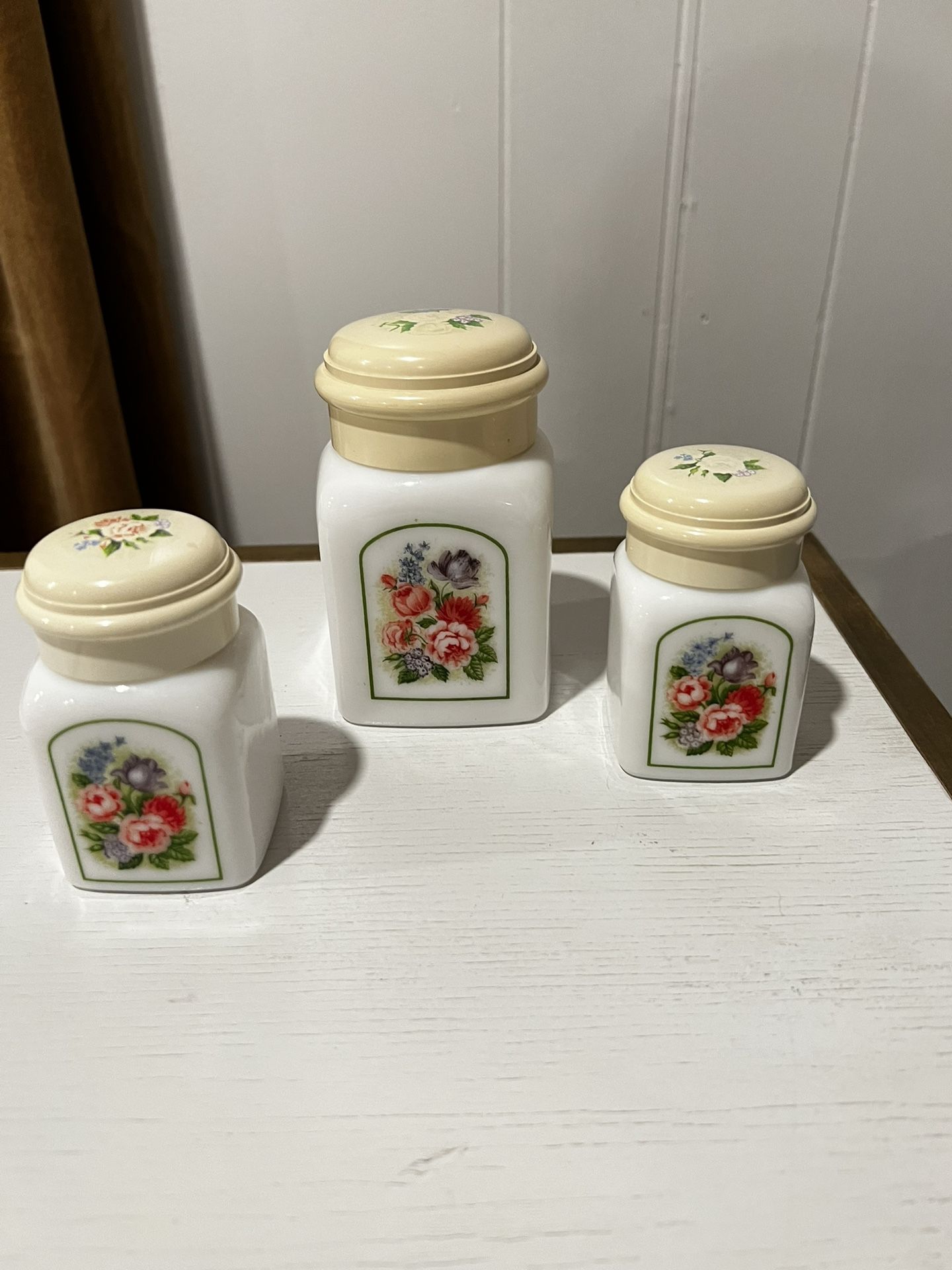 Vintage Avon Country Garden Charism Beauty Empty Charisma 3 pieces