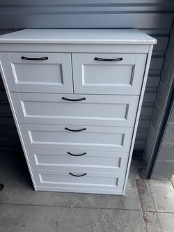 IKEA SONGESAND 6-drawer dresser $130