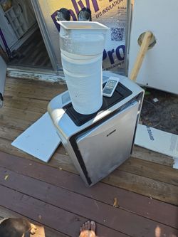 Portable AC10000 btus with remote control