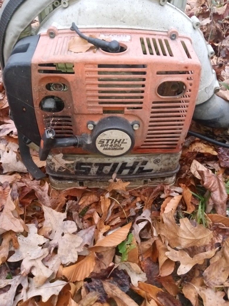 Leaf Blower Still 420 Runs Great