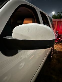Driver side mirror / 07 Tahoe