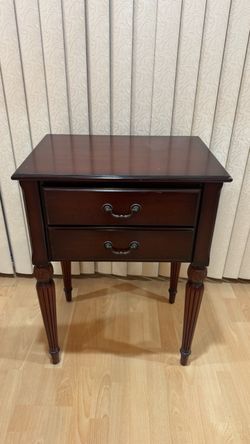 Bombay Table