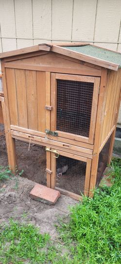 Chicken hutch