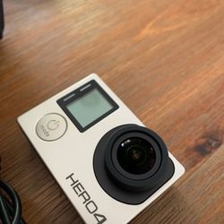 **GO PRO HERO 4 SILVER W/ ACCESSORIES**