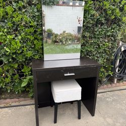 Vanity With Mirror Jewelry Cabinet / Mirror Jewelry Vanity Organizer, Jewelry Storage Cabinet with 1 Drawers And Small Stool