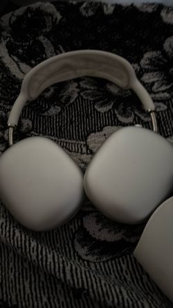 AirPod pro max’s