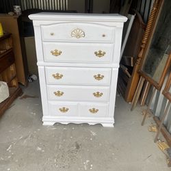 White 5 Drawer Solid Wood Dresser 
