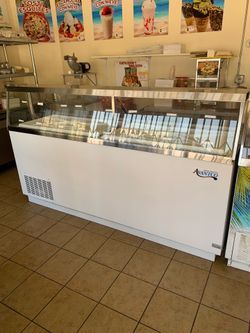 Ice Cream Dipping Cabinet