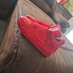 Jordan 4
