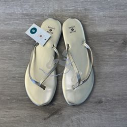 Shade Shore Flip Flops 