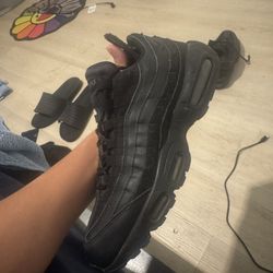 Nike Air Max Plus TN Triple Black Size 9
