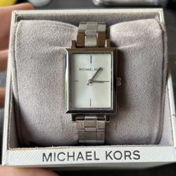 Michael Kors Harway Ladies Silver Dial Stainless Watch