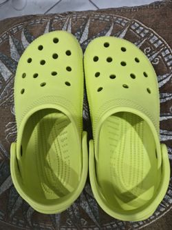 Crocs Junior size 5