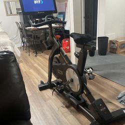 NordicTrack S22i Commercial Studio Bike